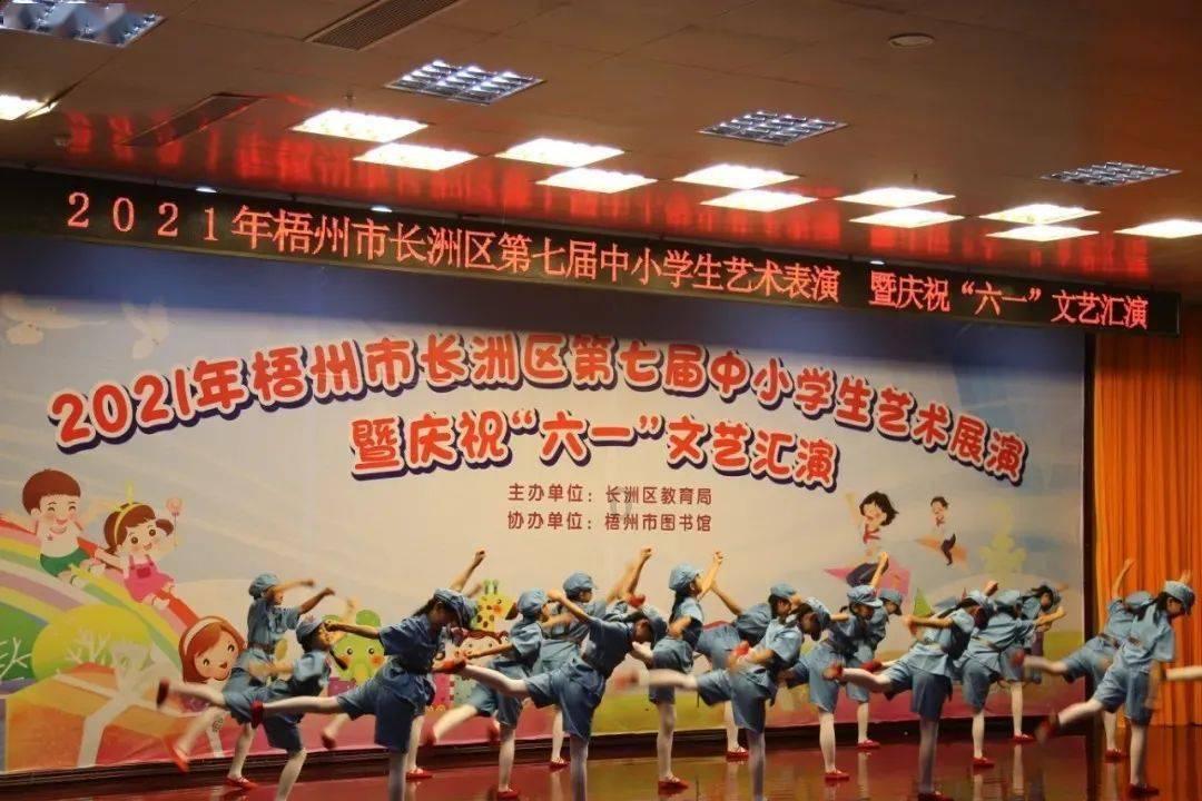年薪1700万，效力湖人！悍将遗憾伤退，佩林卡确定了交易筹码